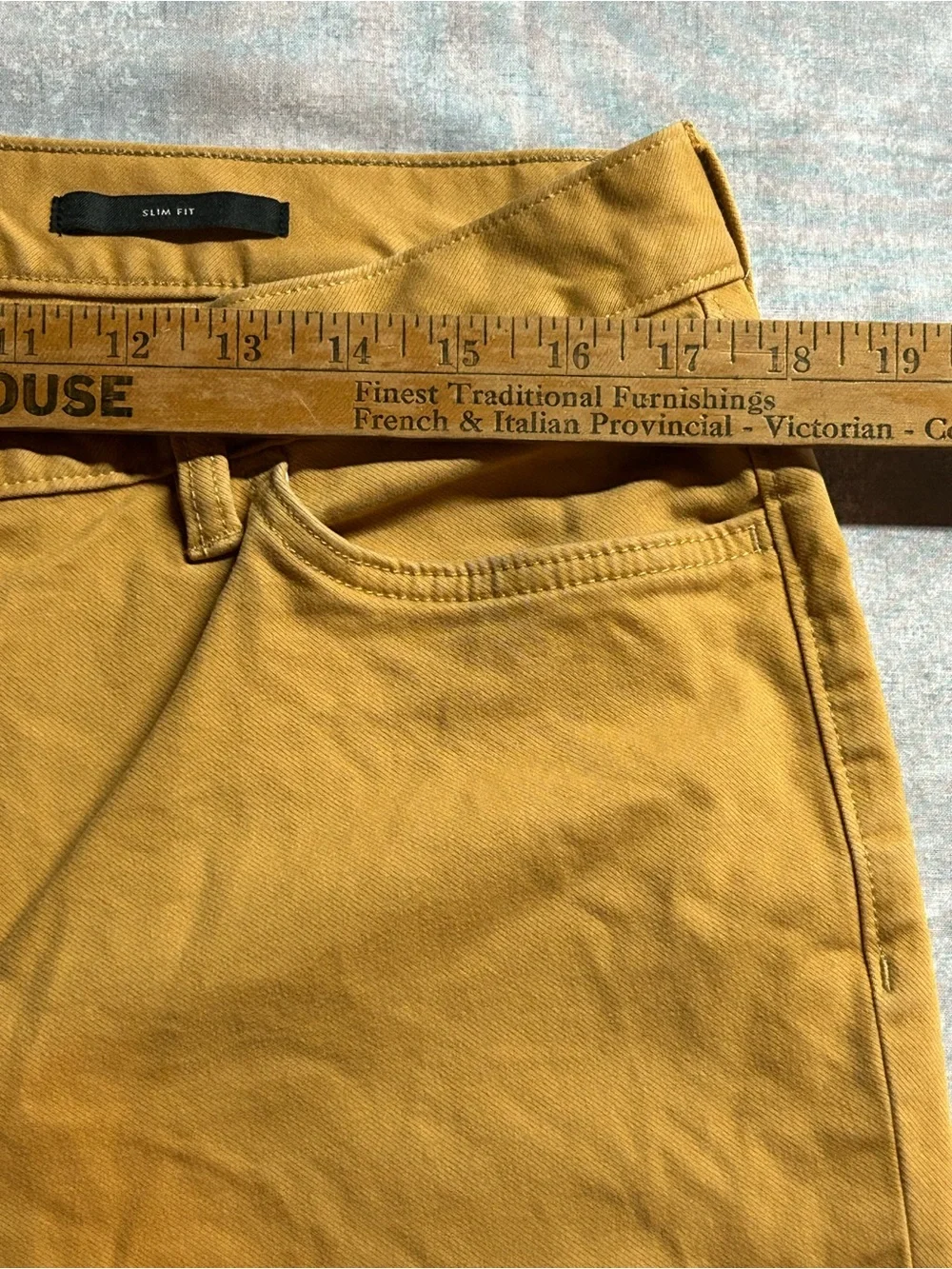 Banana Republic Men’s Travelers Pants Mustard Yellow Travel Business  35x32